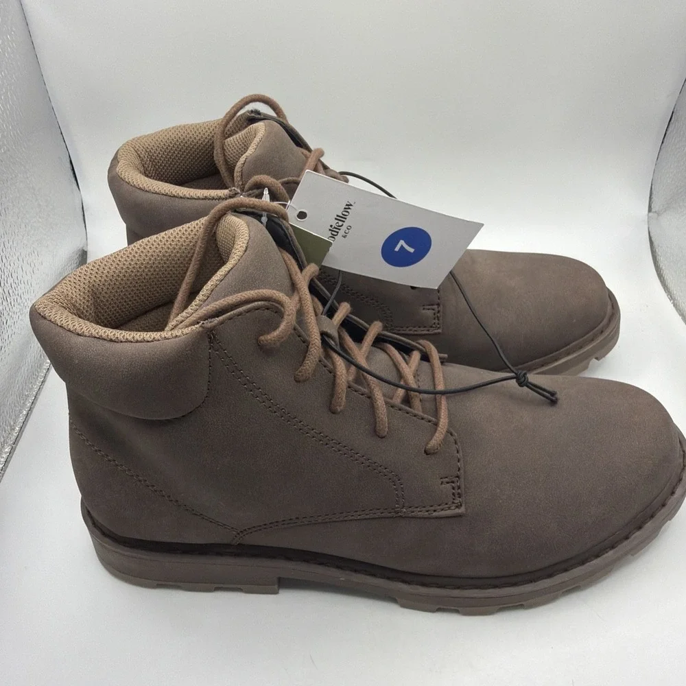 Men Maynard Chukka Boots - Goodfellow & Co Size 7. New